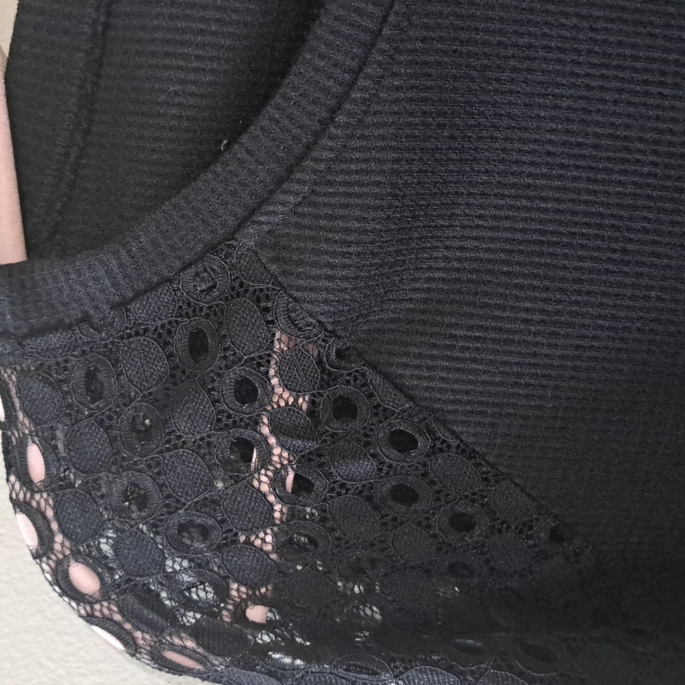 ❤️Chic Black Lace Sleeve Top - Picture 7 of 8
